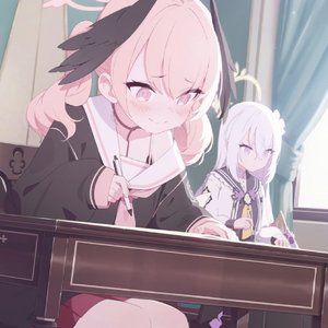 自慰喷水亚洲网站
